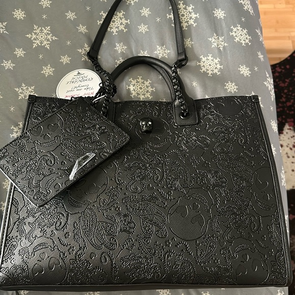 Betsey Johnson Black Embossed Shoulder Bag - Picture 9 of 15